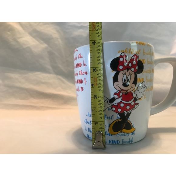 Disney Minnie Mouse Sculpted 3D Cup/Mug Personality Lovable Kind Thoughtful - Picture 9 of 9